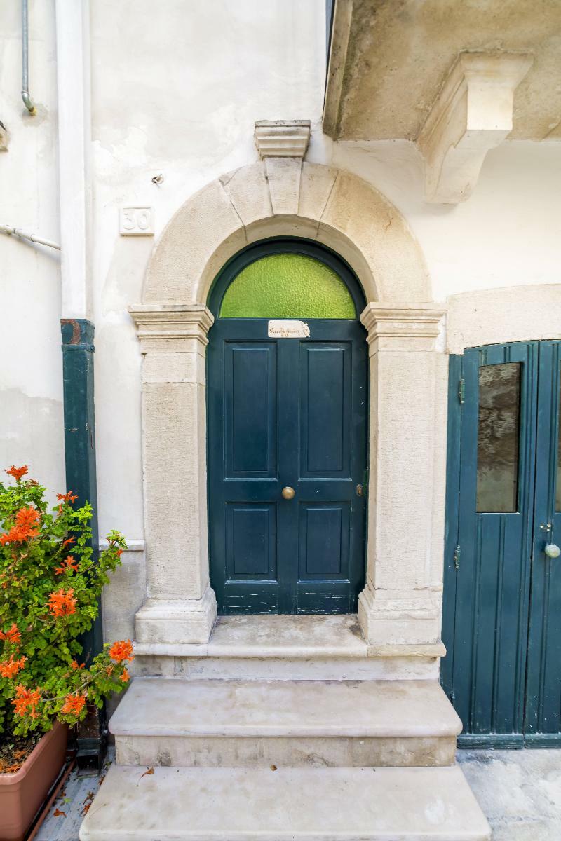 Hotel Vico De Amicis 30 Monopoli Esterno foto